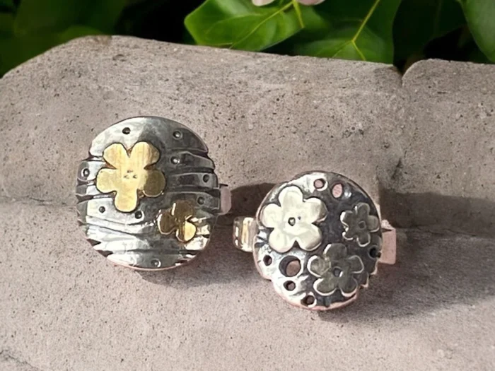 2 rings by Aileen Greig