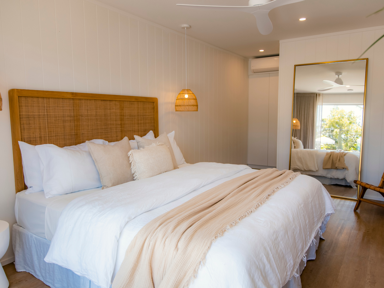 Hotel bedroom