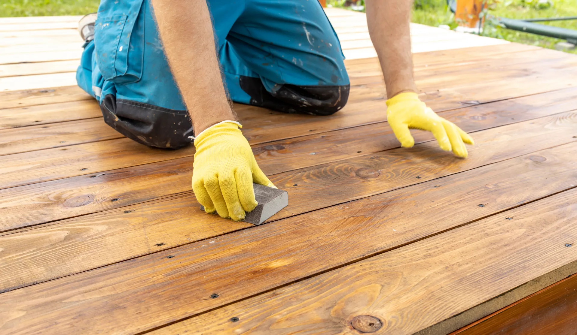 sanding deck boards