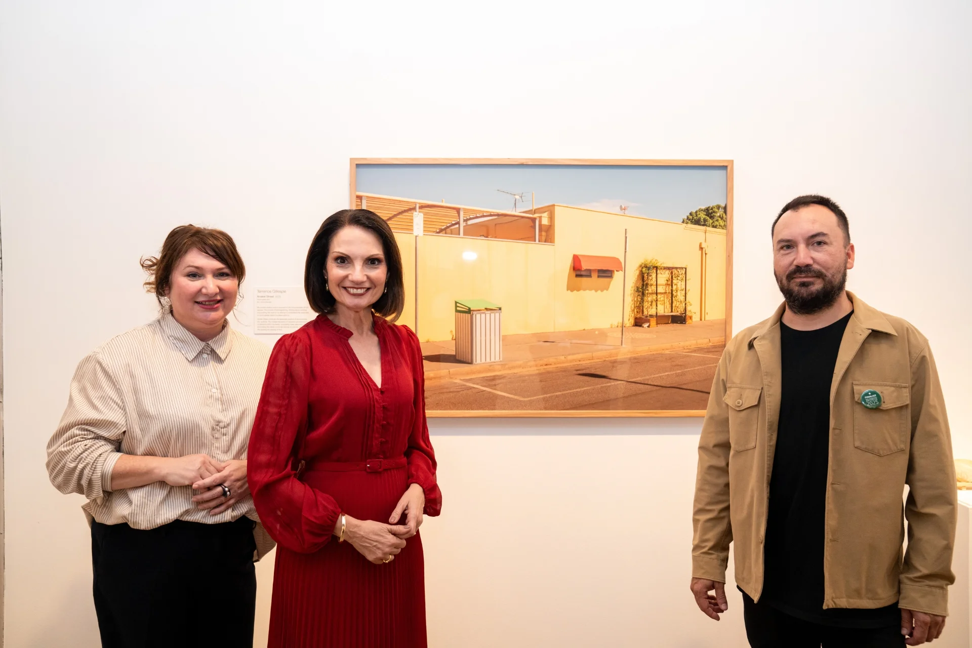 Claire Sourgnes, guest judge, Mayor Rosanna Natoli and artist Terrence Gillespie with 2D Excellence Award winning artwork 'Anakie Street'. Photo by Patrick Want, Volere Studio.