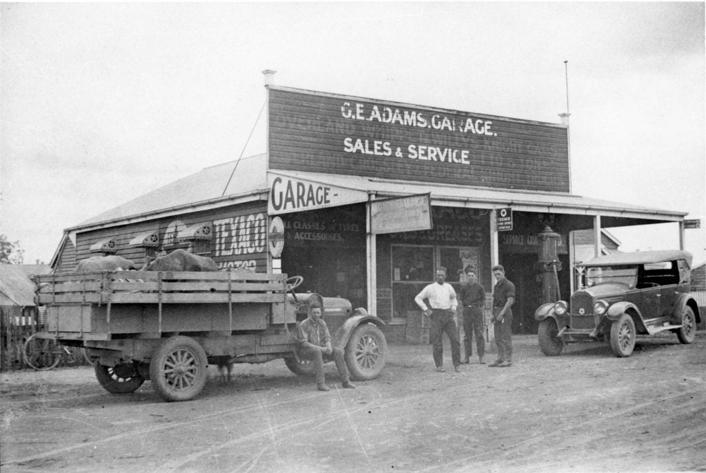 George-E.-Adams-Garage-in-main-street-Eumundi-ca-1935-image-source-picture-sunshine-coast-1-1024x686.jpg