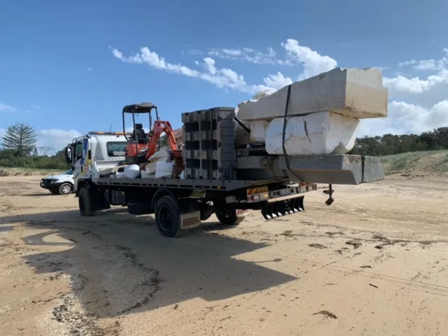 Council-picking-up-large-items-from-beach.jpeg