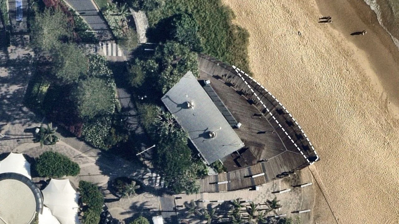 The white outlined line shows the estimated section of the the Loo with a View's cantilevered deck now closed for public safety.