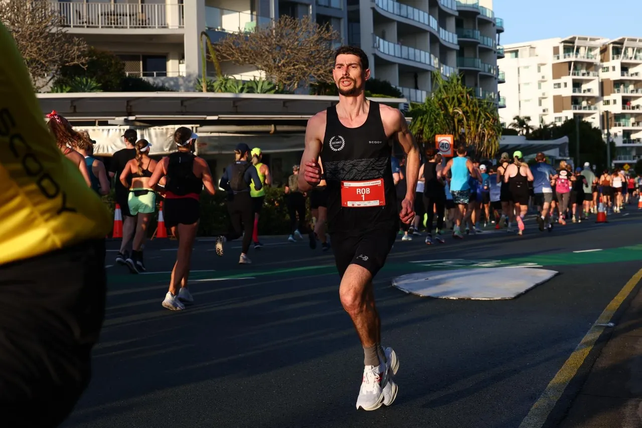 Robert%20Collins%2C%20male%20marathon%20champion%2C%20credit%20Marathon%20Photos.jpeg