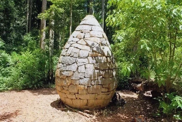 Strangler%20Cairn.jpg
