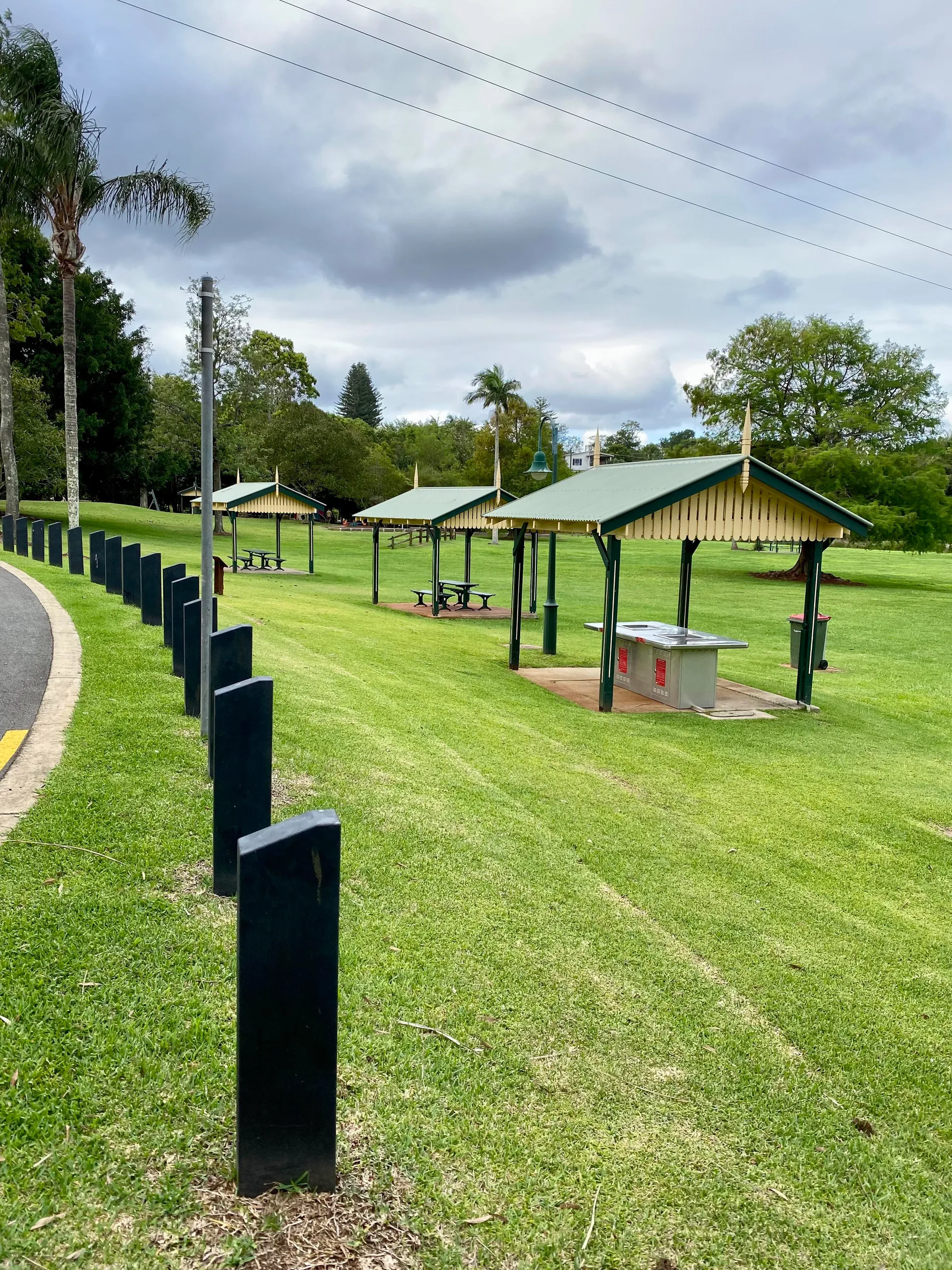 Mapleton Lilyponds and National Park Forest Loop