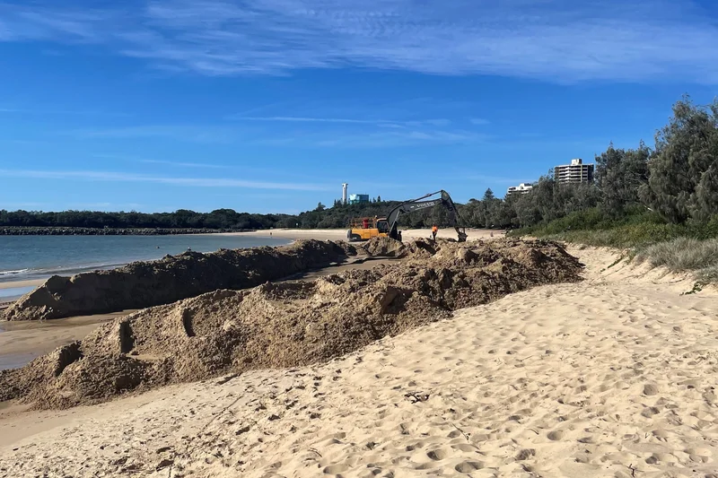 Sand%20nourishment%20on%20Mooloolaba%20Beach.jpg
