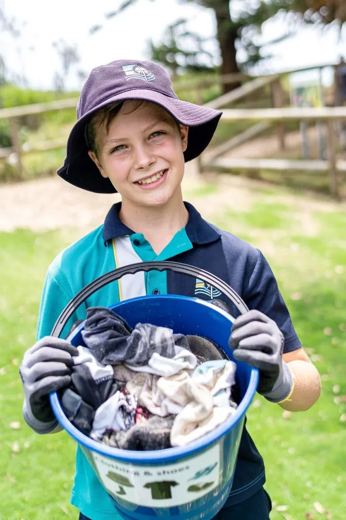 IMAGE-2-Pacific-Lutheran-College-students-and-teachers-participate-in-School-Beach-Clean-Up-at-Dicky-Beach-2-683x1024.jpg