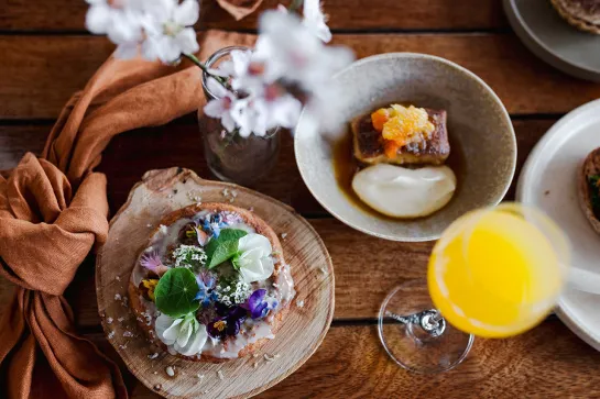 Table presentation for delicious food and drinks for brunch