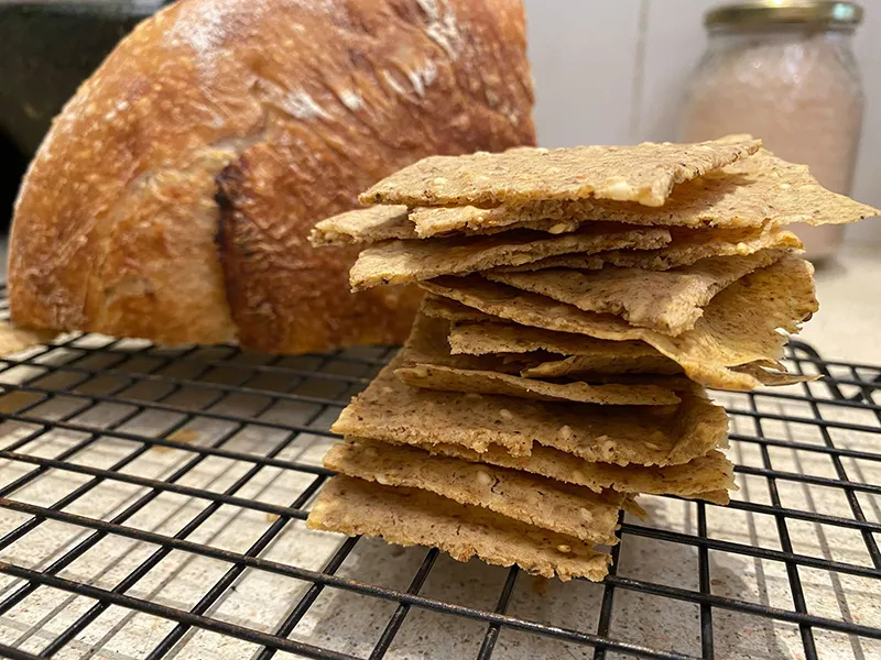 sourdough-discard-crackers.jpg