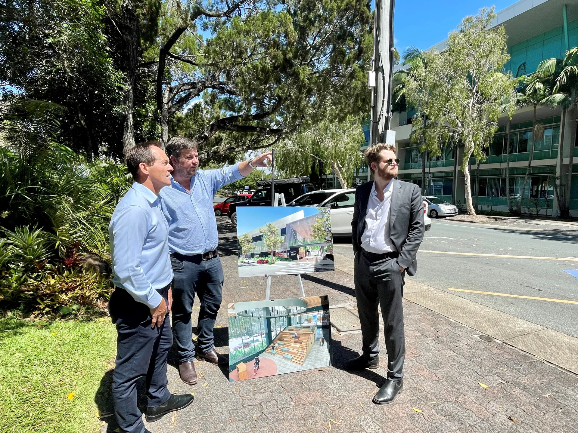 Division 2 Cr Terry Landsberg, Hutchies’ Team Leader Robert Morrison and Hutchies Director Jack Hutchinson