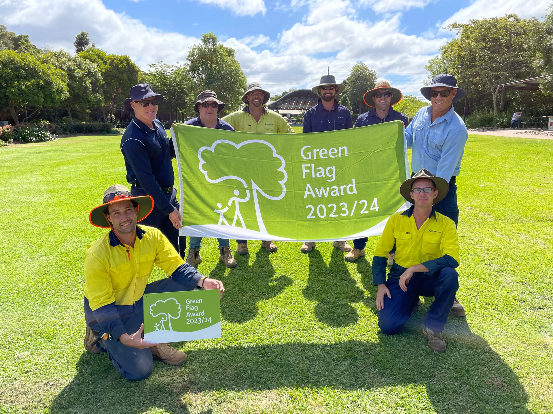 Parks and Gardens team with Green Flag Award. 