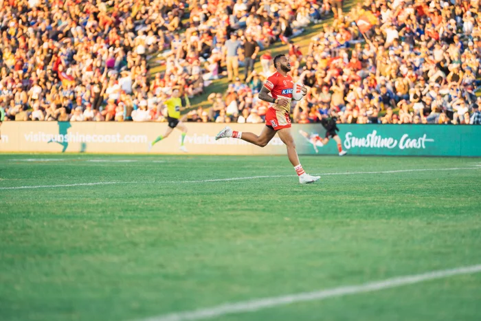 Tabuai-Fidow running on field at the Dolphins v Eels match (June 2023)