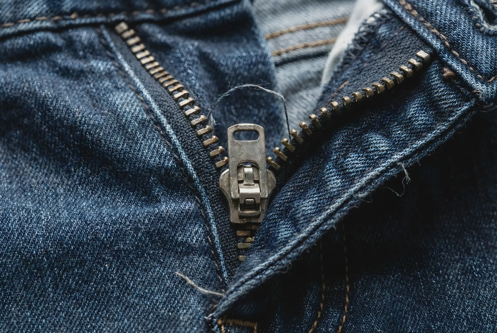 stuck zipper