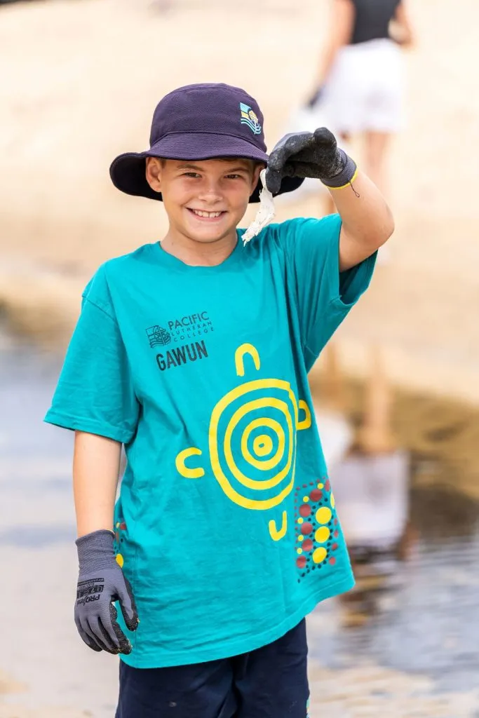 IMAGE-4-Pacific-Lutheran-College-students-and-teachers-participate-in-School-Beach-Clean-Up-at-Dicky-Beach-2-683x1024.jpg