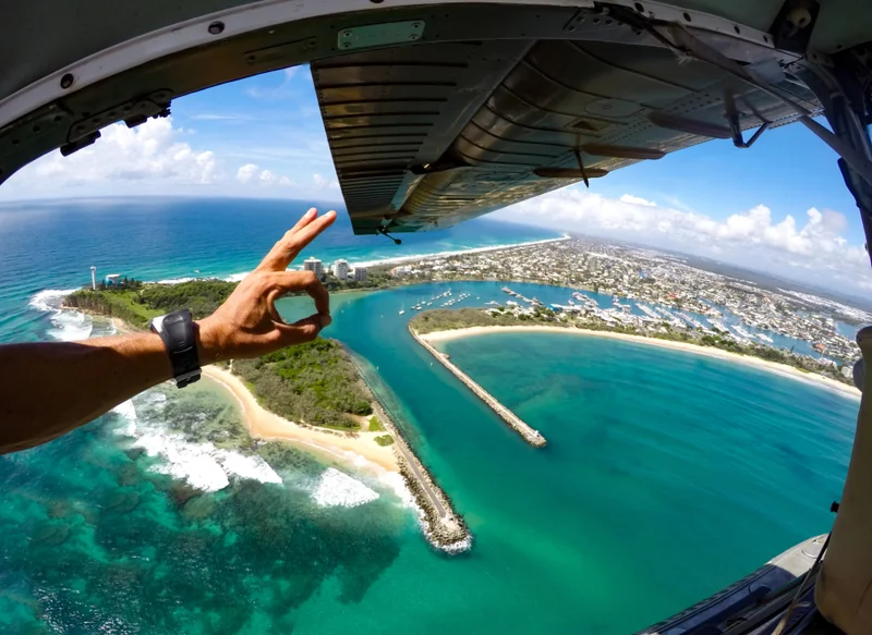 Mooloolaba%20Beach%20from%20Paradise%20Seaplanes.jpg