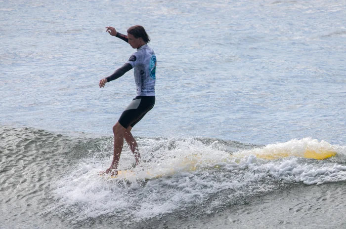 Landen Smales surfing his way to Championship status for the Longboard (U18) 