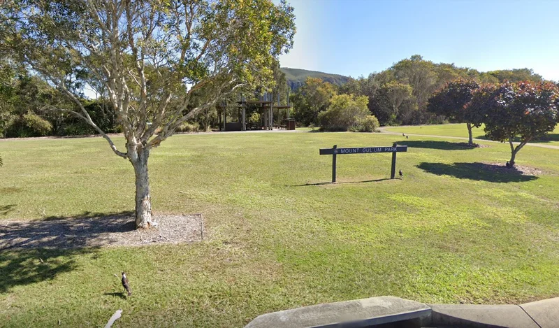 Mount Gul'um Park, Mount Coolum with open green spaces