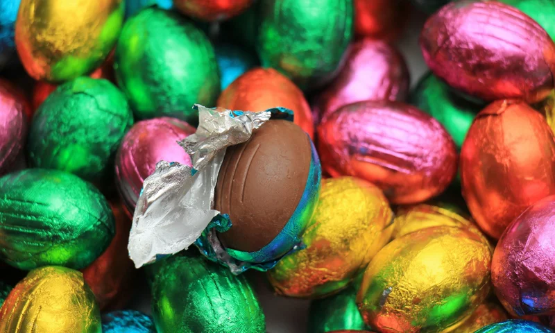 Be-sure-to-recycle-foil-this-Easter-scaled.jpg