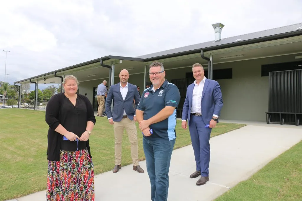 Cricket-and-AFL-partners-at-Palmwoods-clubhouse-opening-1024x683.jpg