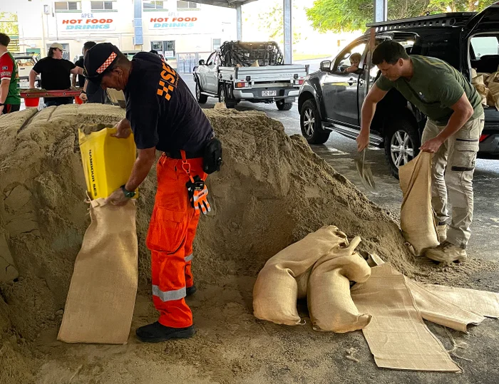 Sand bagging at Nambour Showgrounds