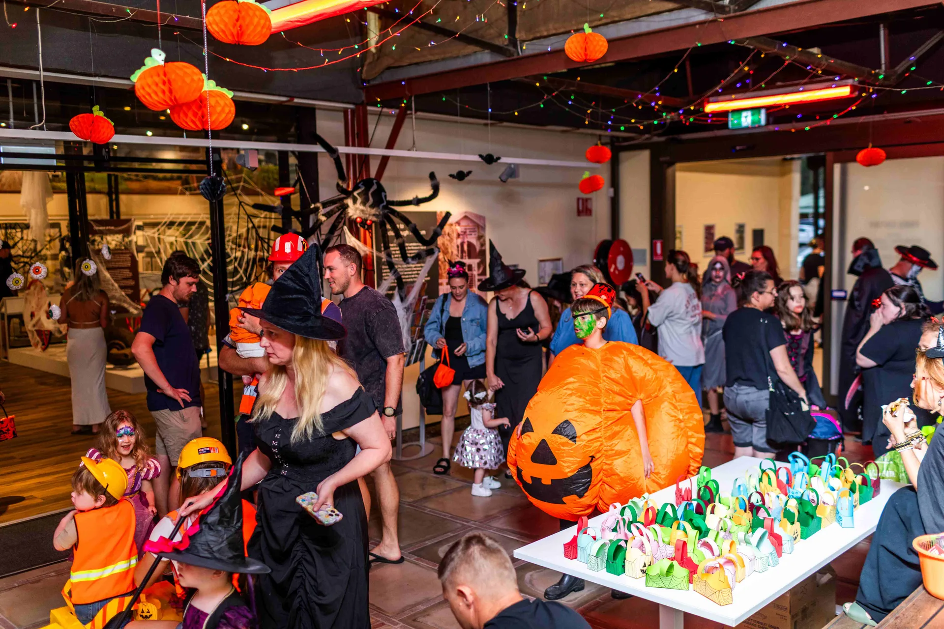 Halloween%20at%20the%20Museum%202025%209.jpg