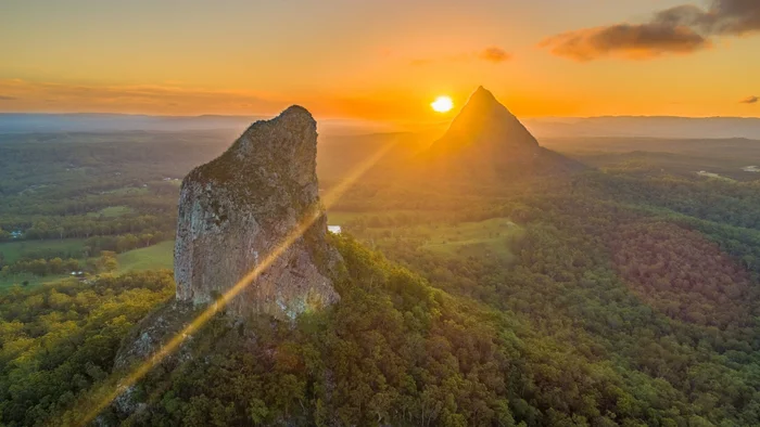 Glasshouse Mountains vista