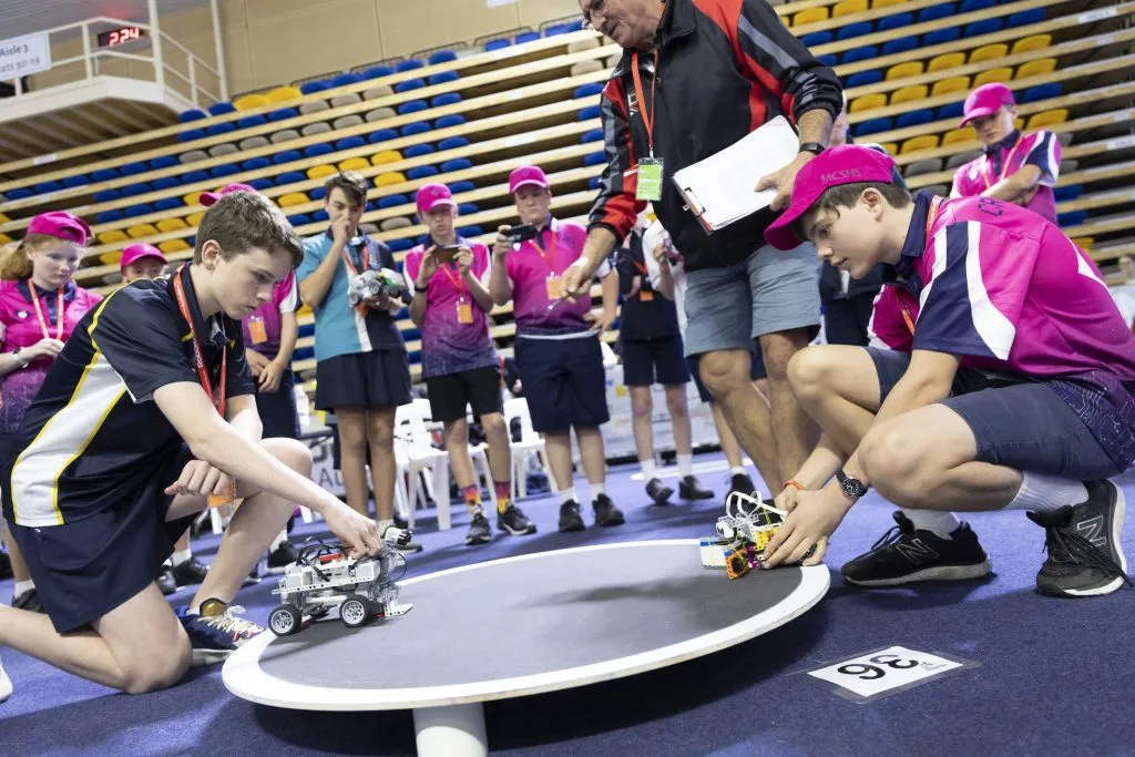 Students-at-RoboRAVE-Australia-2022-1024x683.jpg