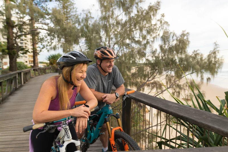 Coastal-Pathway-couple-bike-boardwalk-landscape-COOLUM-WEB.jpg