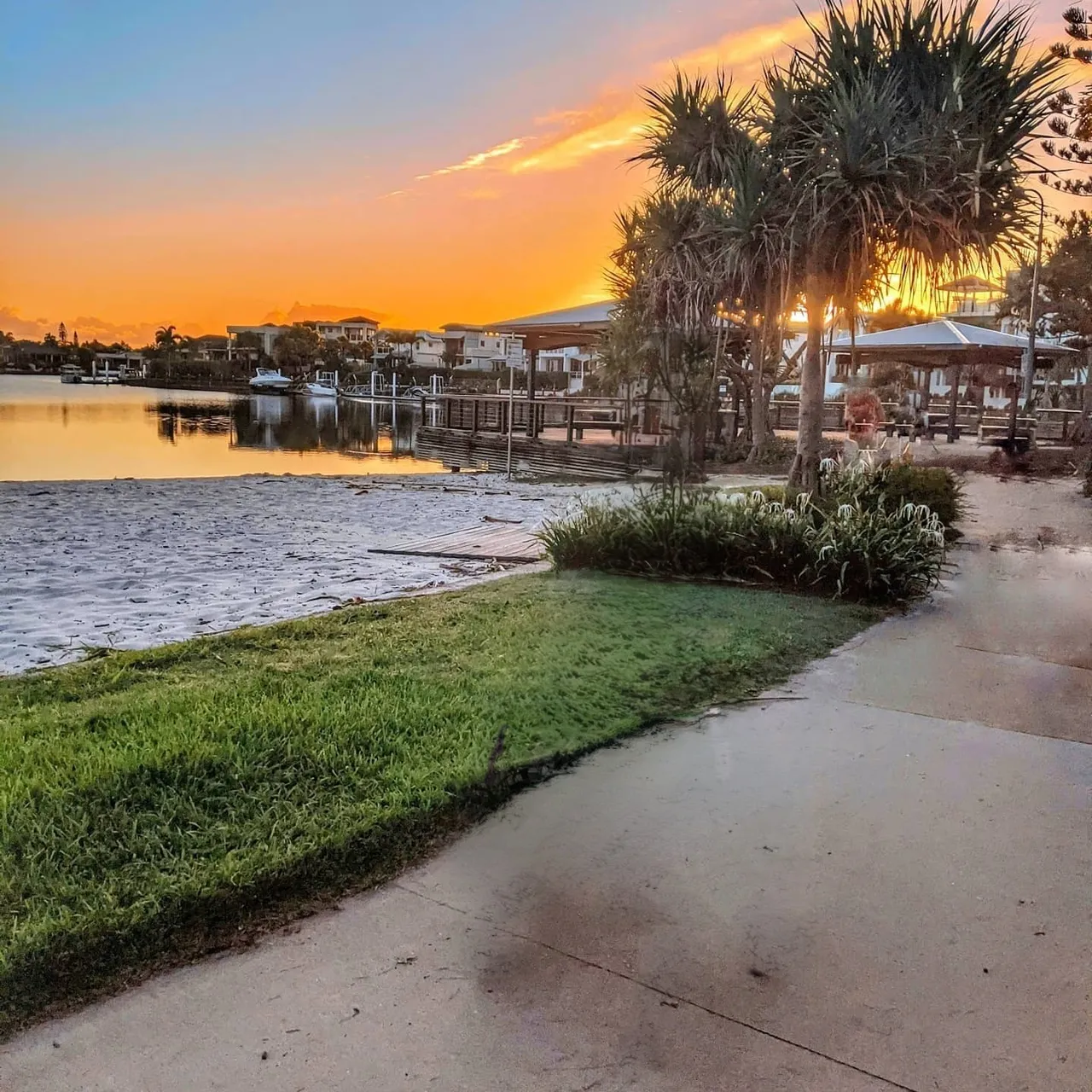 Parrearra Waterfront Loop