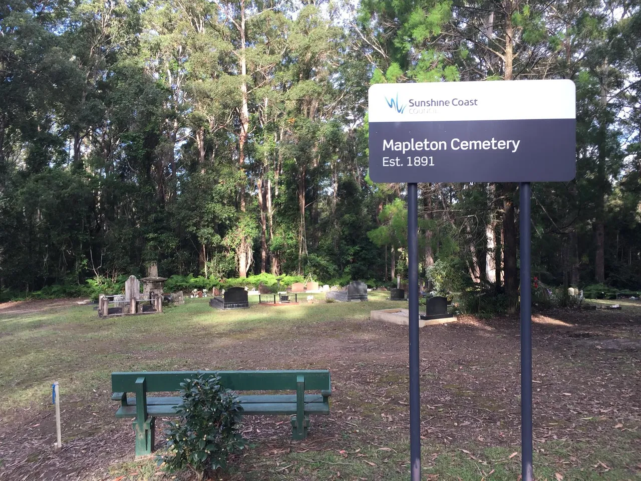 Mapleton Lilyponds and National Park Forest Loop
