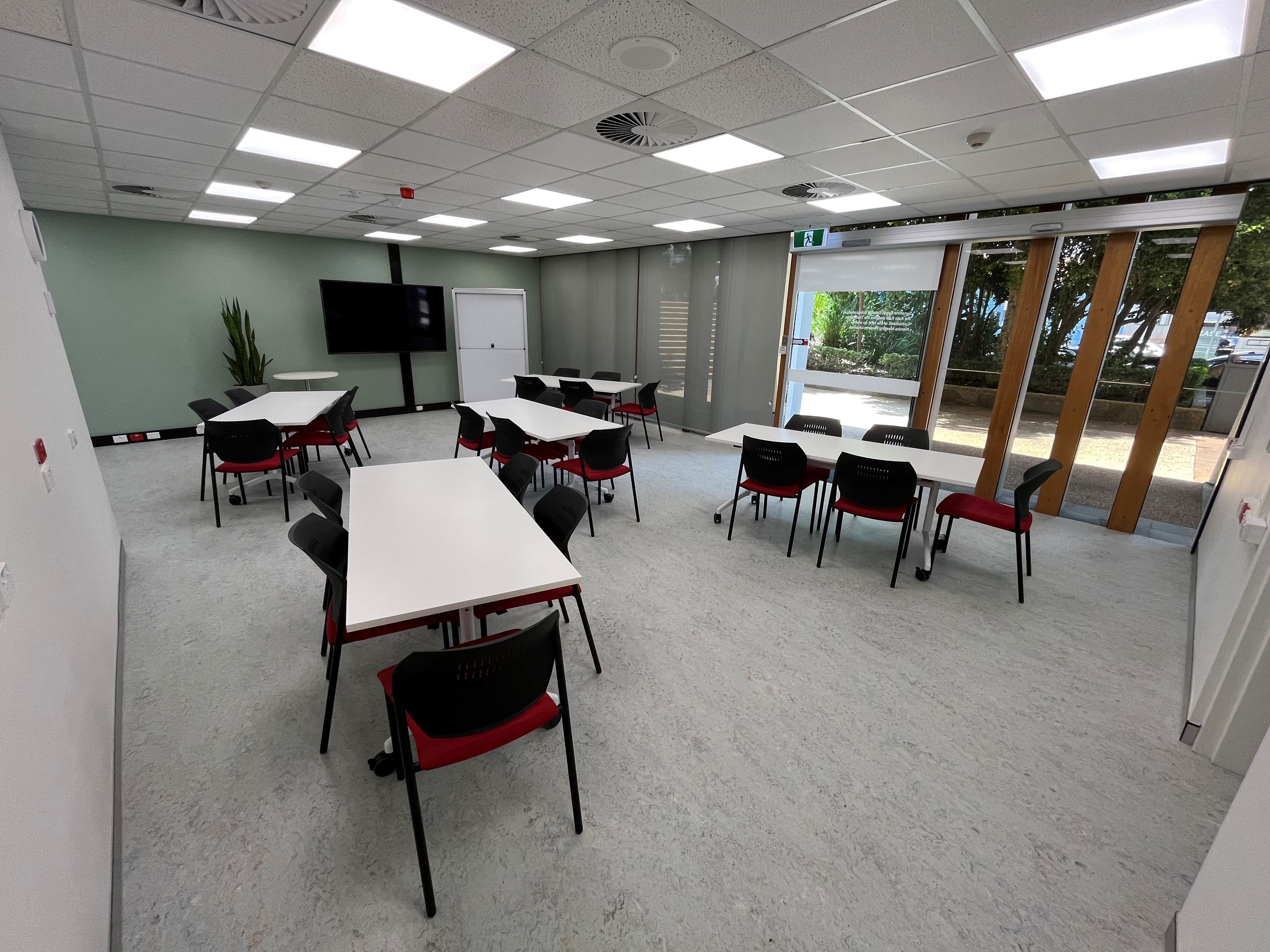 Namba Meeting Place meeting room workshop table and chairs set up