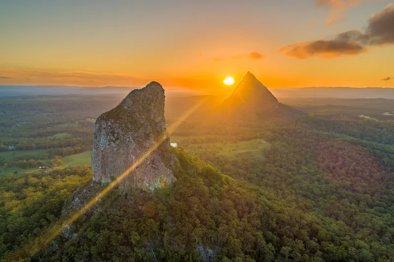 Glasshouse-mountains-scaled.jpg