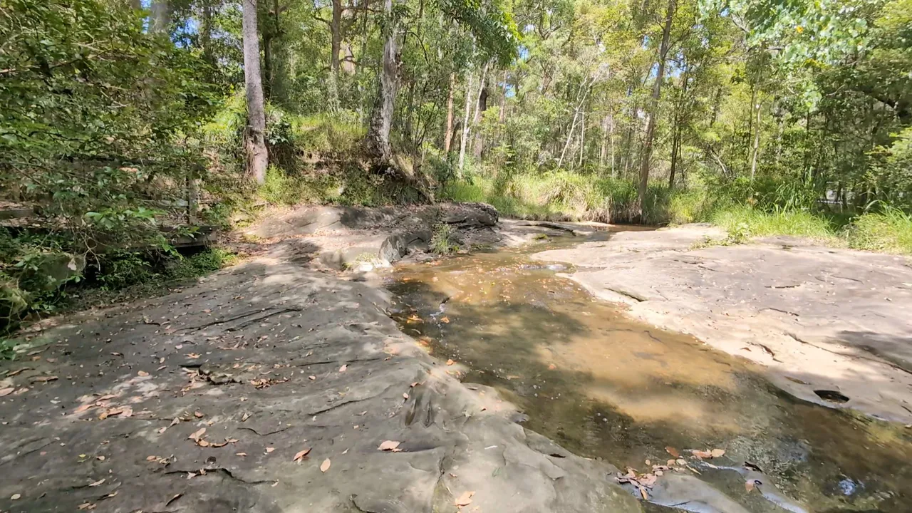 Little Rocky Creek - Axe grinding site