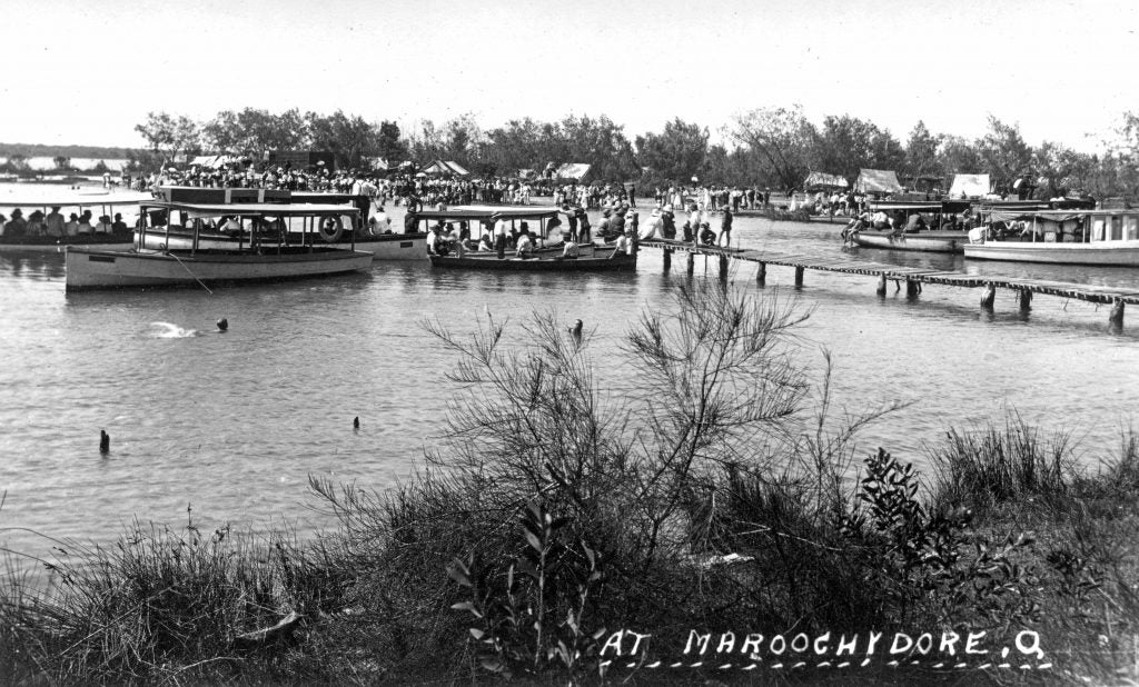 Day-trippers-boarding-river-launches-at-the-jetty-Cotton-tree-1920s-copy-1-1024x618.jpg