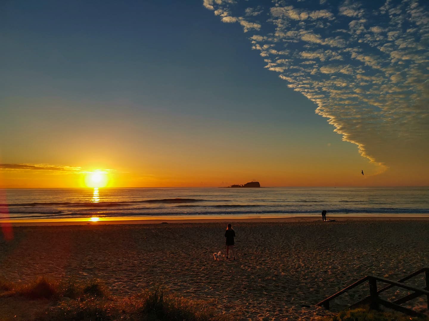 61751_Sunset%20over%20Old%20Woman%20Island%20Mudjimba%20Beach_edited.jpg