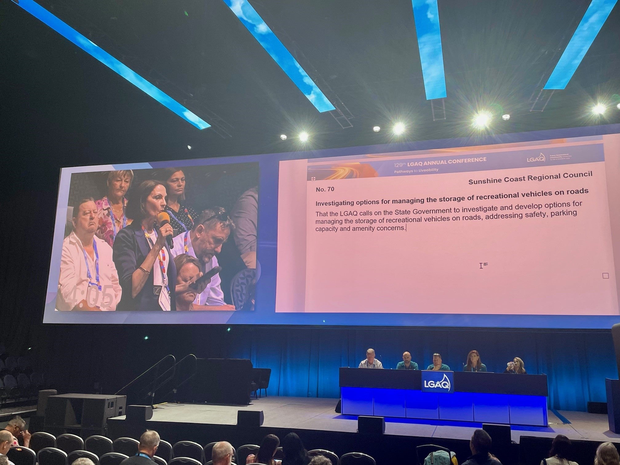 LGAQ Conference. Motion 70 Storage of recreational vehicles on roads.