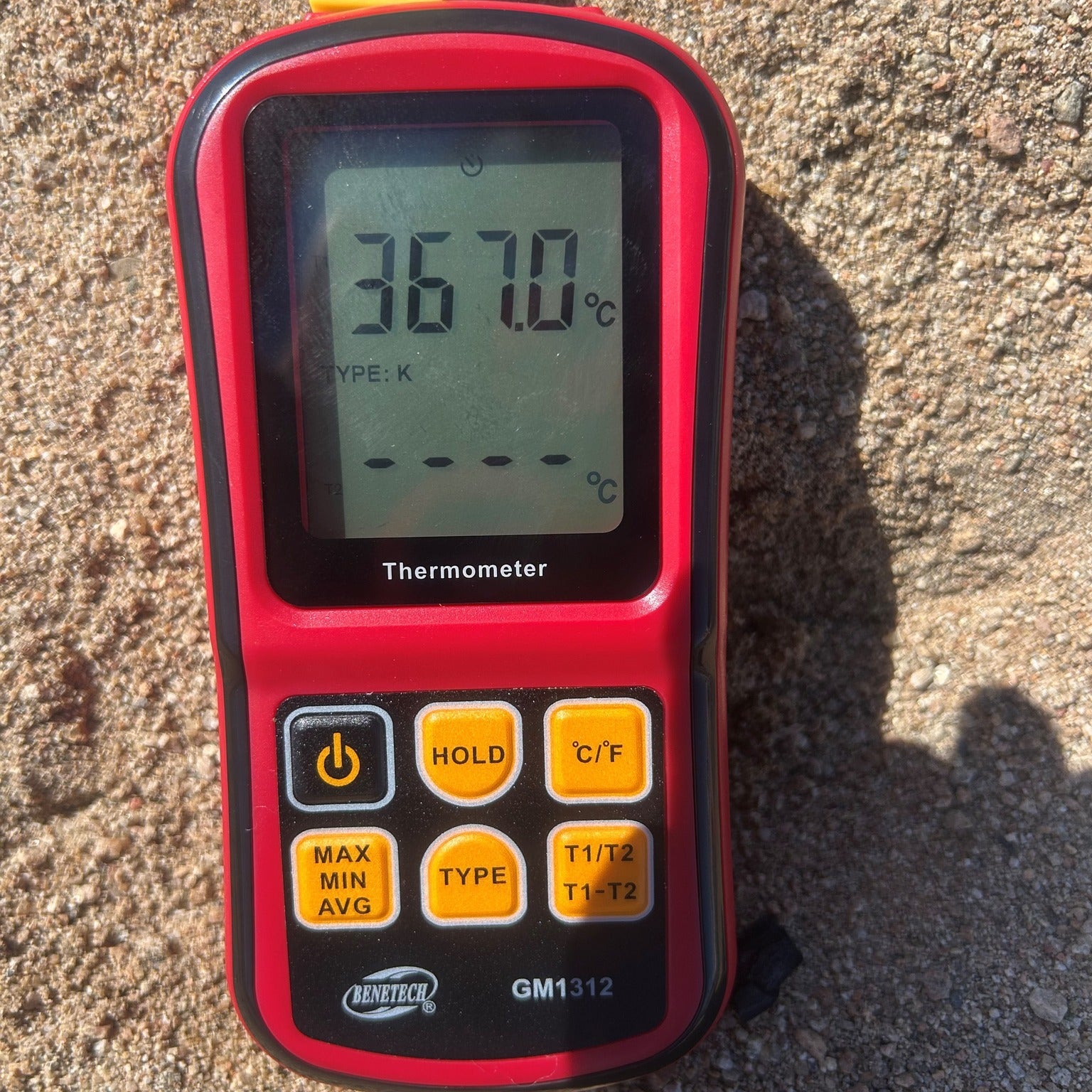 temperature gauge showing a temp of 367.0 degrees celcius