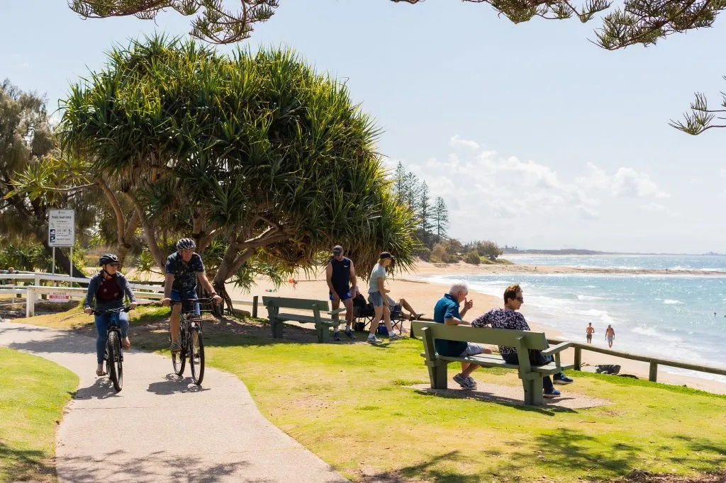 Coastal-pathway-couple-bike-1-MOFFAT-BEACH-PRINT-1024x682.jpg