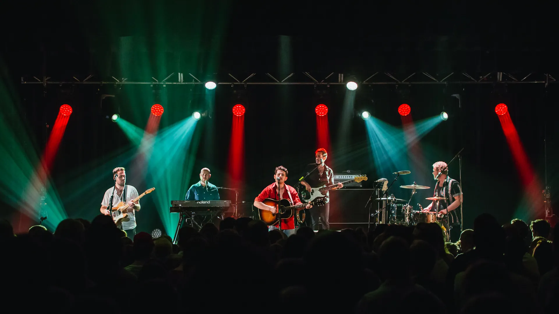 Boy and bear playing at Venue 114