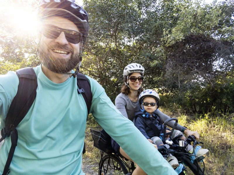 Family-cyclists-scaled.jpg