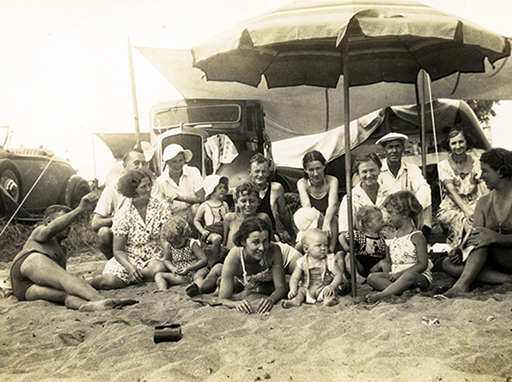 Nisbet family Christmas campsite at Kings Beach, Caloundra, 1937.
