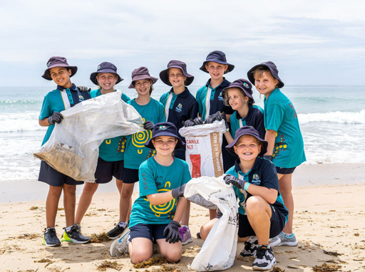 Schools beach clean up 2018
