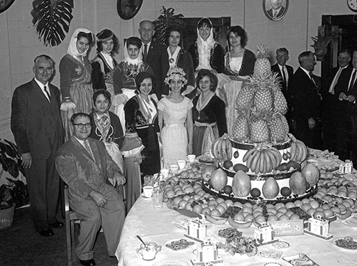 Participants from the Greek Community float 