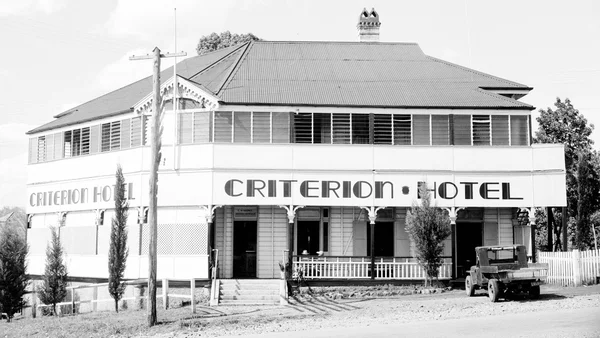 01 Criterion Hotel