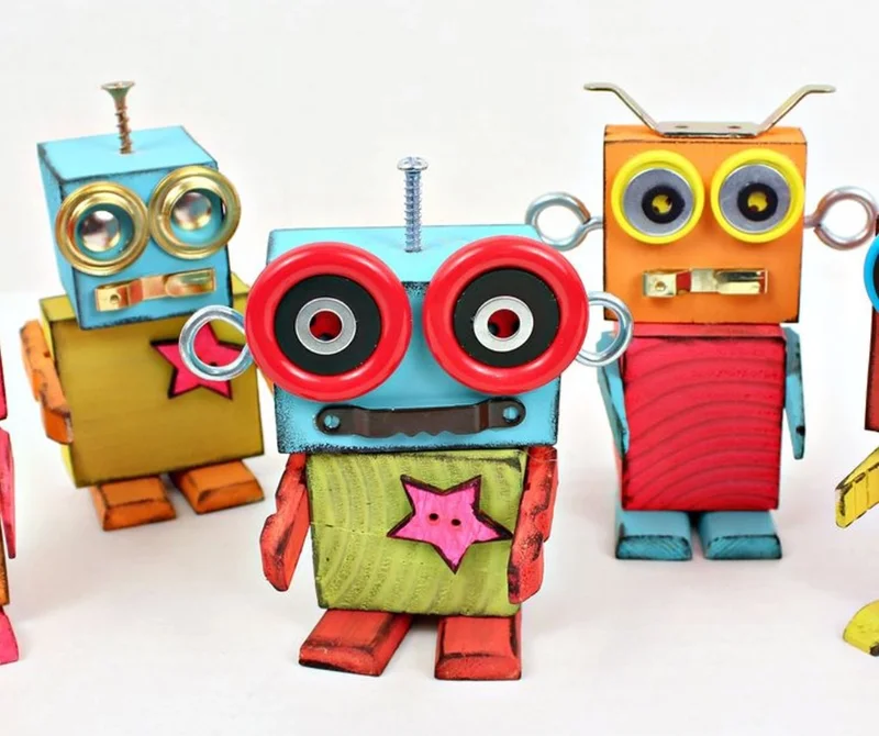 Kids art attack: Junk Robot Alert!
