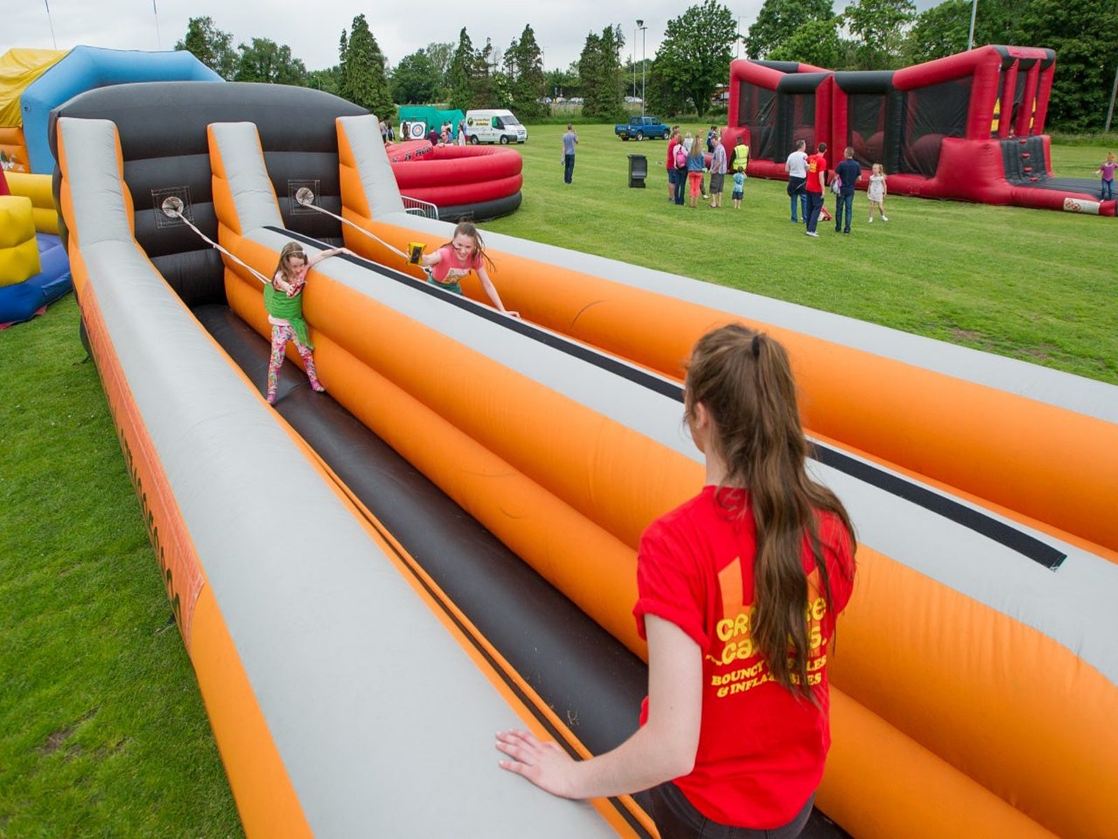 Bungee run inflatable challenge outdoors