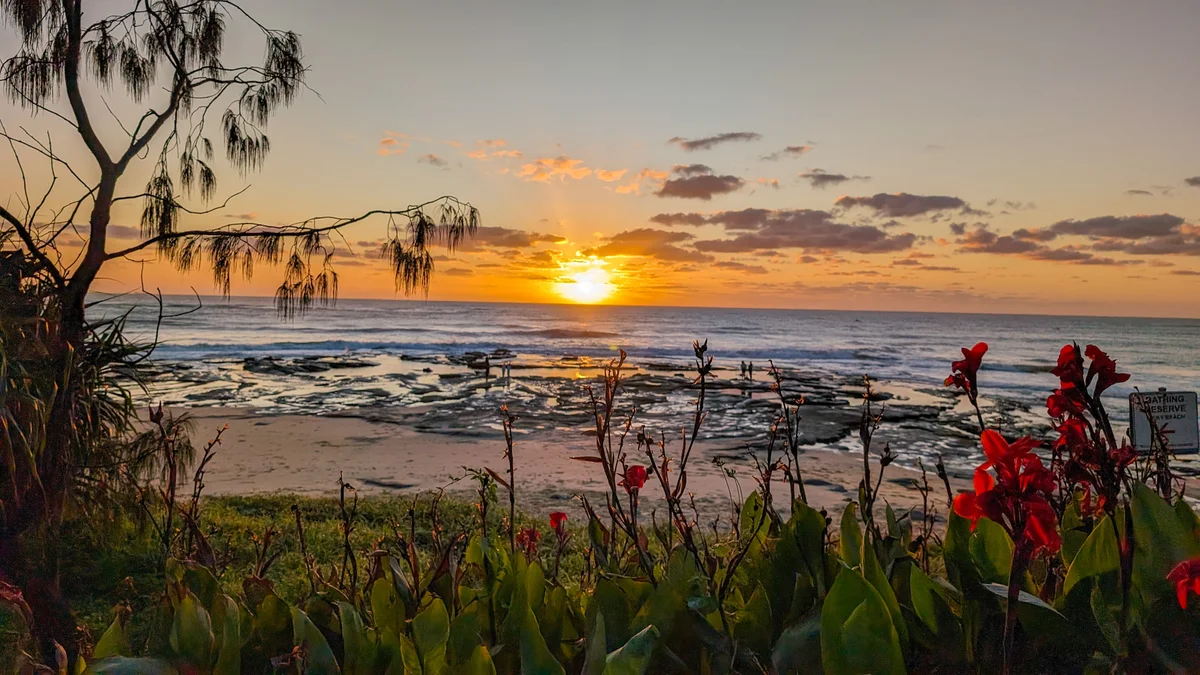 Adventure: Dicky Beach to Currimundi Lake coastal pathway