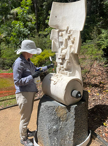 Chronicle sculpture conservation