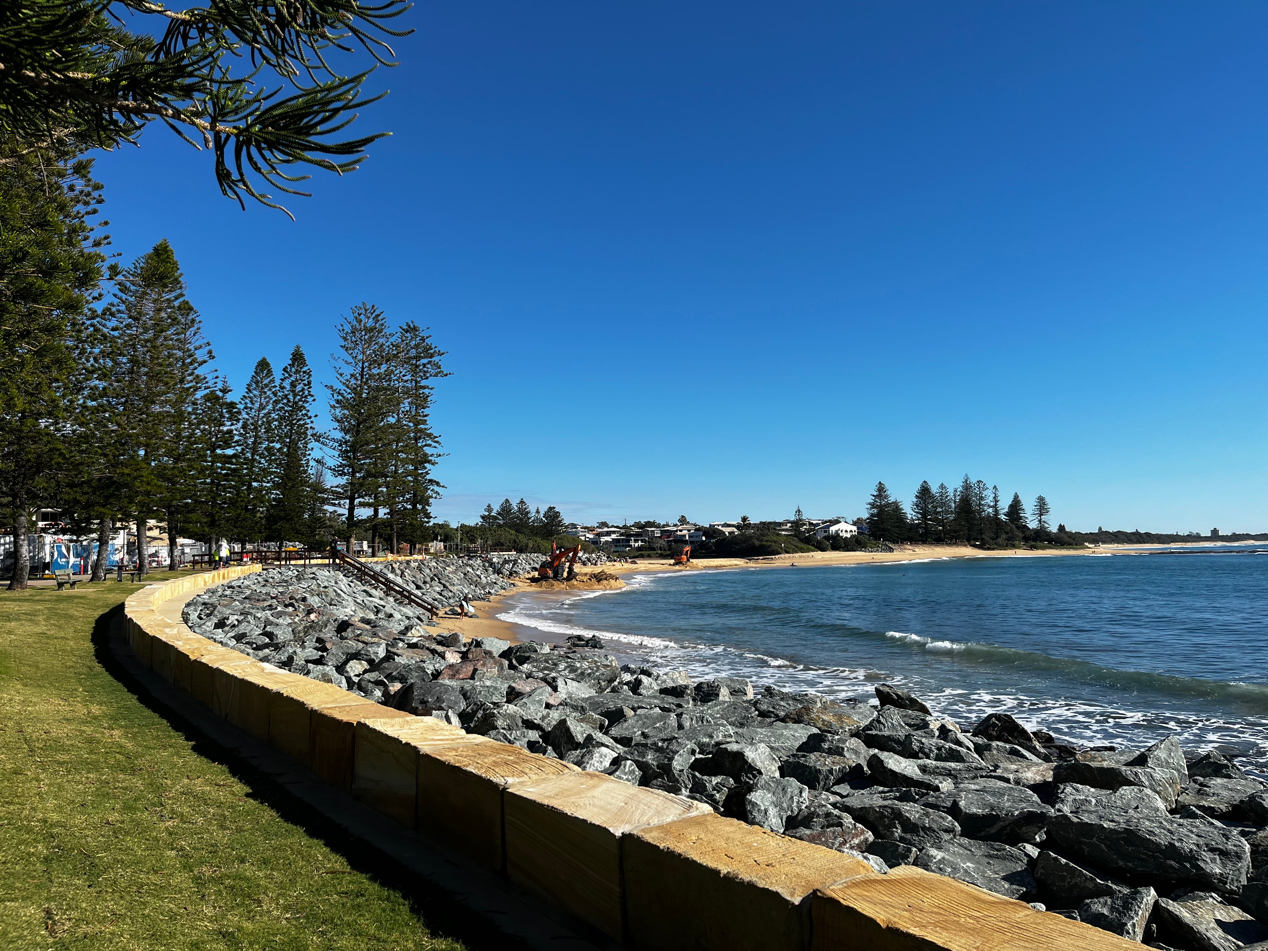 Moffat Beach seawall reconstruction - August 2026